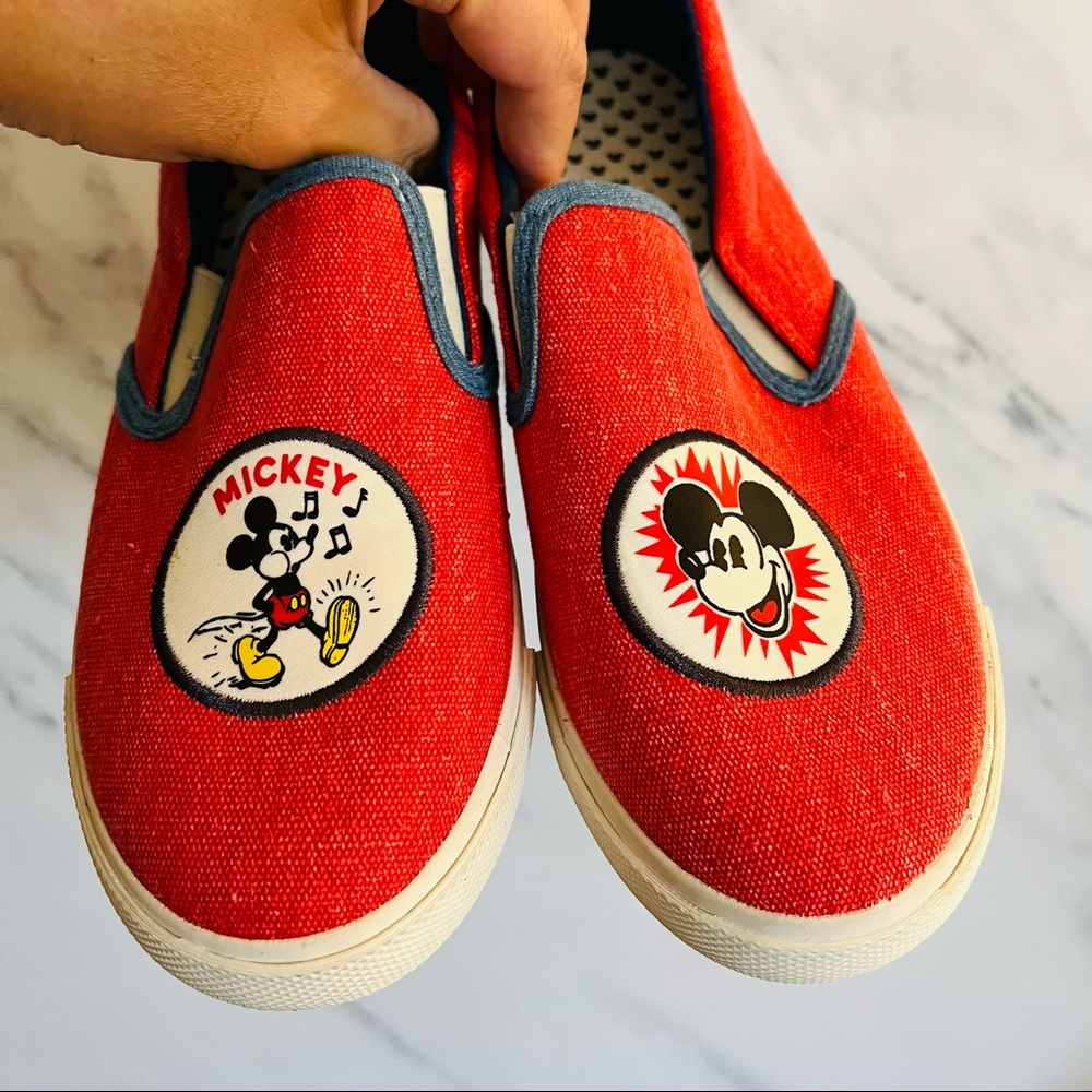 Disney Mickey Mouse Canvas Slip On Sneakers Size 6 - Picture 2 of 8